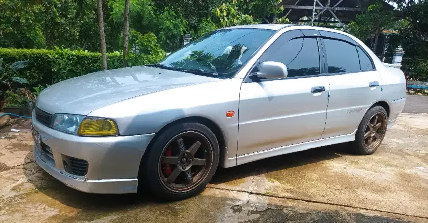 Mitsubishi Lancer CK4