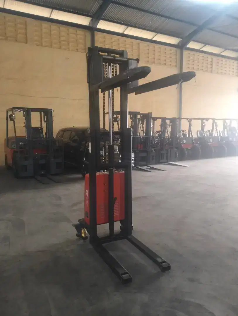 Jual Semi Electric Stacker HELI 2 Ton Lifting 2 Meter Garansi