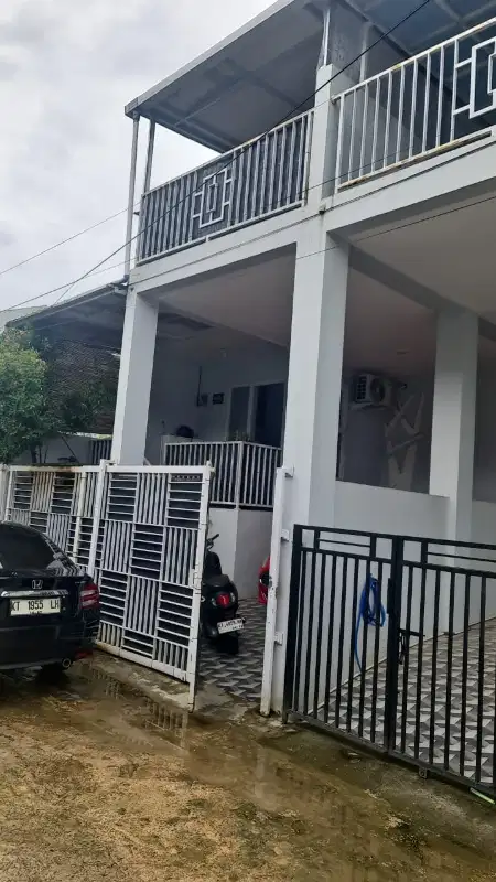 Dijual rumah 2 lantai siap huni lokasi batakan