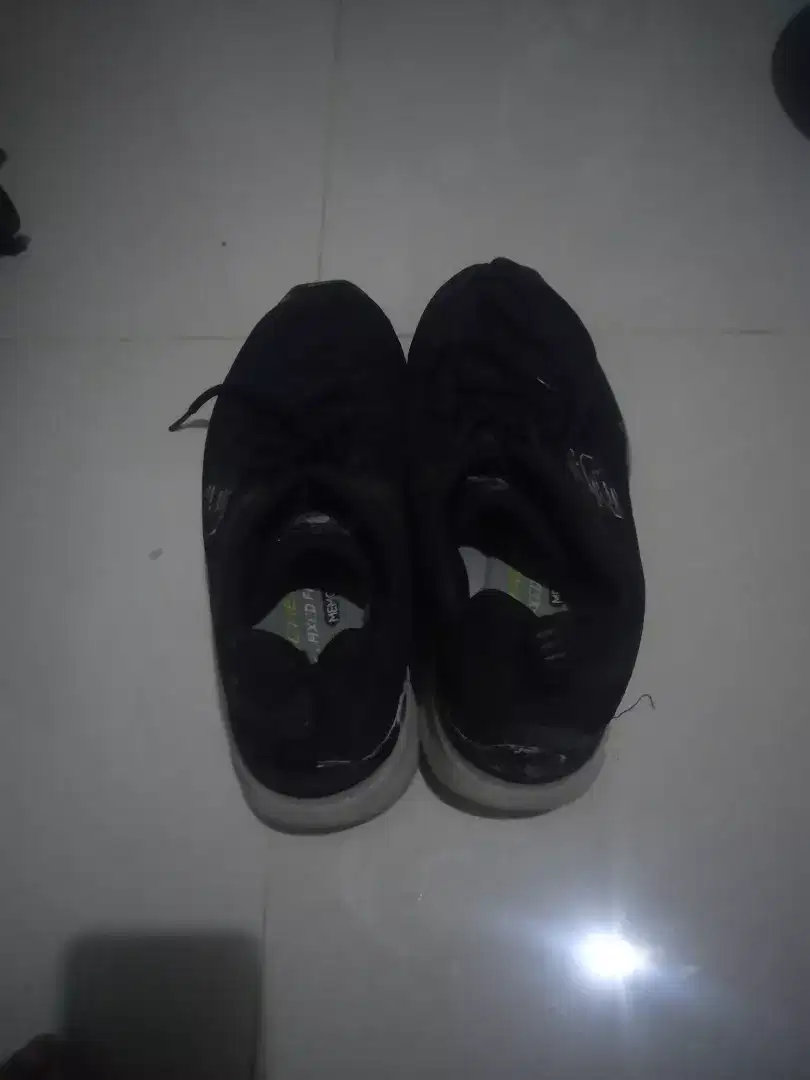 Sepatu Skechers 40 Original Hitam. Men(Cowo/Laki). Black