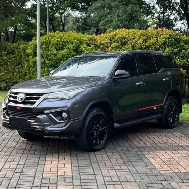 Toyota Fortuner VRZ 2.4 TRD 2020