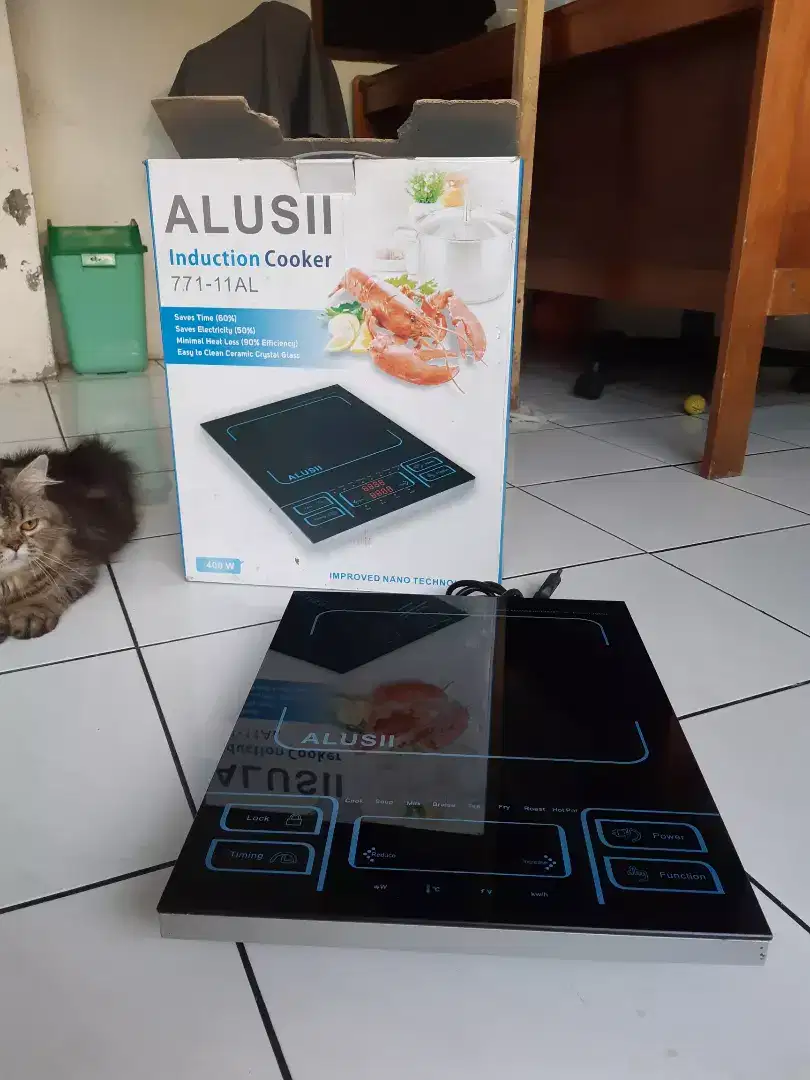 Kompor listrik Portable ALUSII induction cooker Slim, mulus spt baru