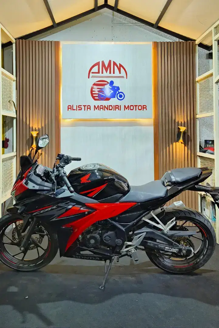 CBR 150R PLAT F BOGOR TH  2019 CASH KREDIT