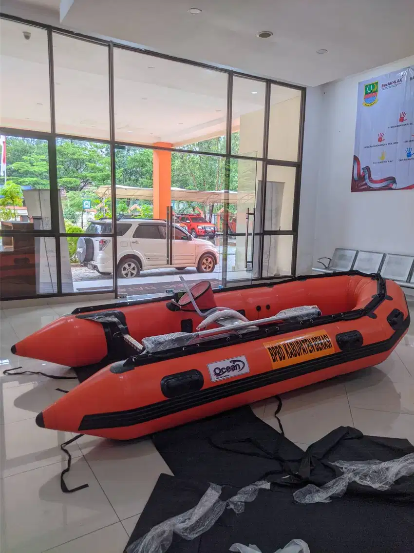 Perahu Karet Rescue Banjir Mancing PVC OCEAN 360 Untuk 6 Orang