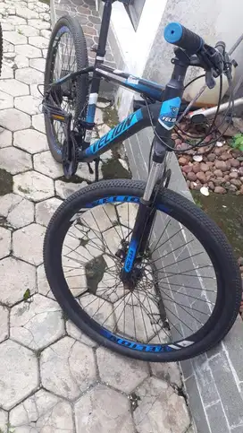 Sepeda MTB Velion