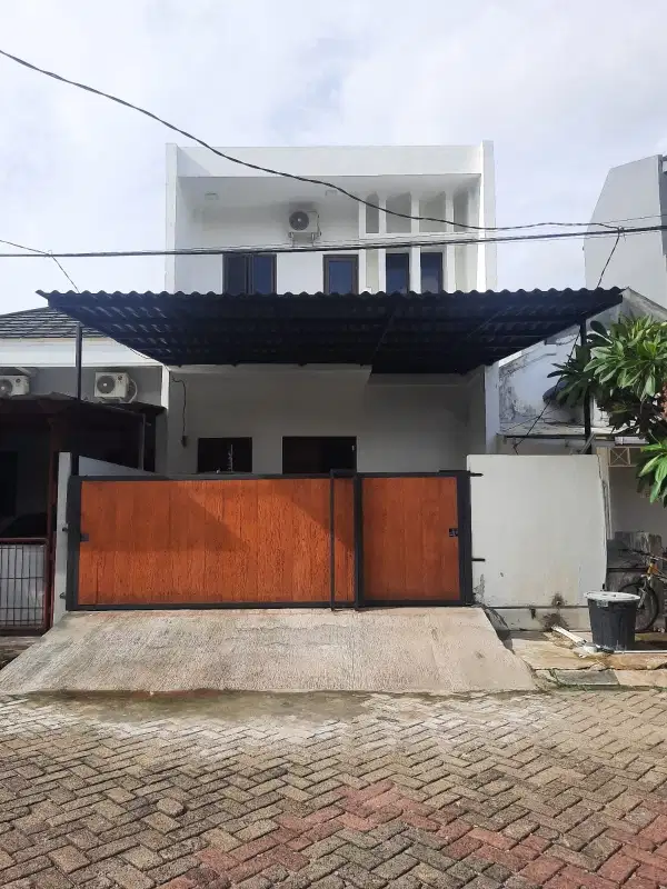 Rumah baru renovasi bagus siap huni murah di Villa Bintaro