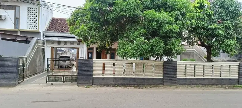 Dijual Rumah Lahan Luas di Rajabasa Bandar Lampung