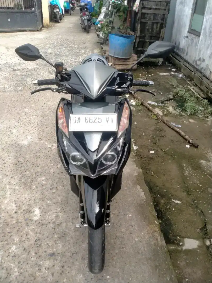 Vario 125 KZR dan sparepart modif bjm teluk dalam