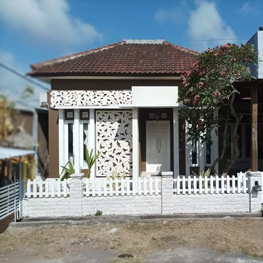 Rumah Semi Villa Fully Furnished di Lingkungan Ekspat Ungasan