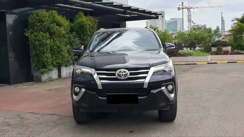 Toyota Fortuner 2.7 SRZ Bensin AT Hitam NIK 2016 Antik Low KM 30rb