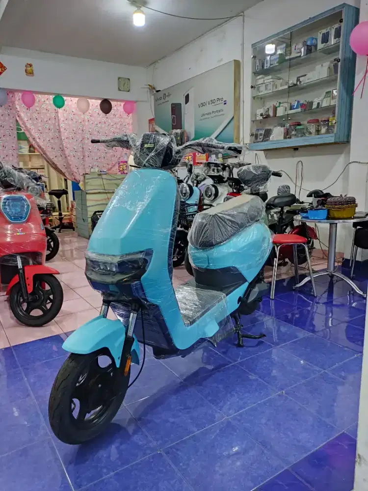 SEPEDA LISTRIK UWINFLY M70