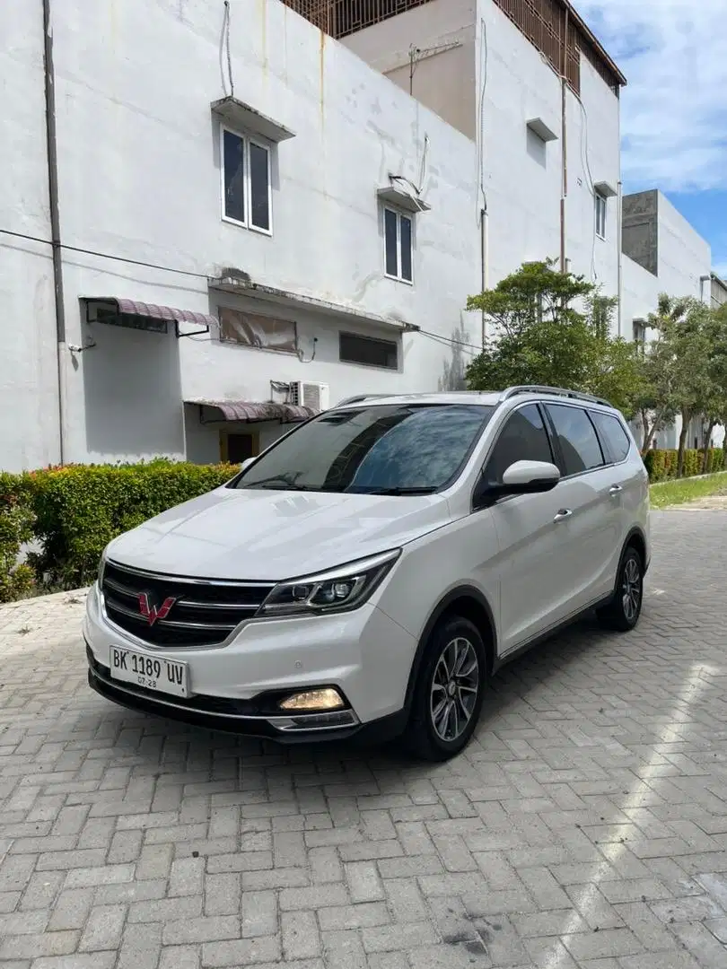 Wuling cortez 1.8L Lux 2018 AMT