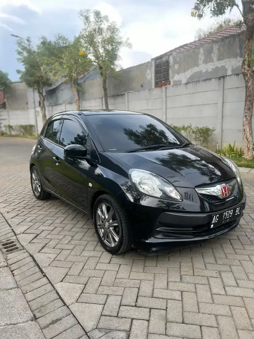 Brio E 1.3 CBU matic kondisi siap pakai