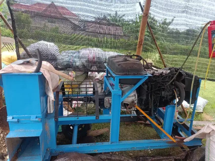 Mesin wood chipper starter mesin panther pakai roda