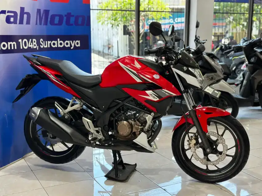 Low KM - Honda CB 150R Streetfire SE Tahun 2018