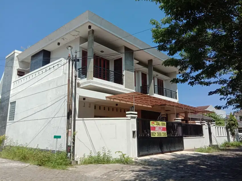 Dijual dan Disewakan Rumah Mewah Di Jl. Puri Anjasmoro Semarang