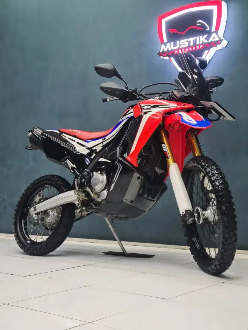 Perfect Condition!!Honda CRf 250 Really 2017 Plat Jatim-Mustika Saiful