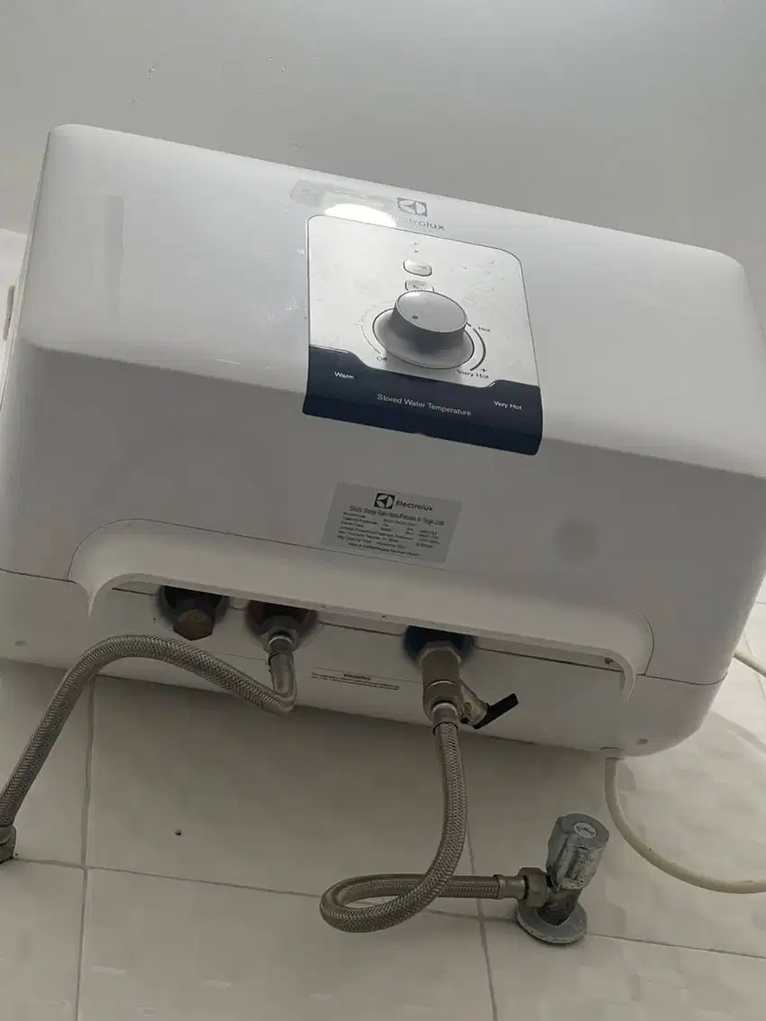 WATER HEATER ELEXTROLUX