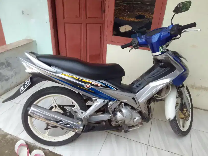 Di JUBUTH MTR BANYK KNANGAN JUPITER MX OLD 2007 YG SERIUS. PHP MINGGIR