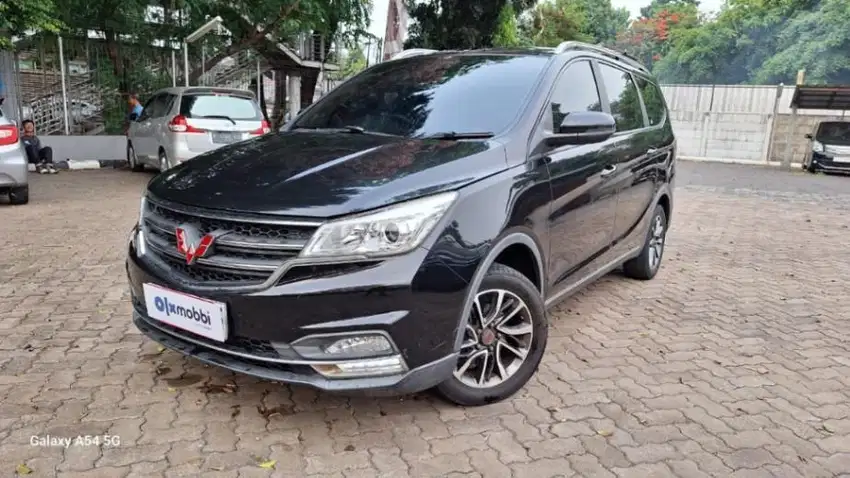 Pajak Panjang - Wuling Cortez 1.8 C Luxury Plus Bensin-AT 2018(BZS)