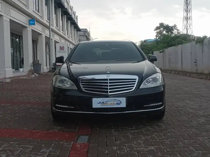 MERCEDES-BENZ S350 3.5 AT BENSIN HITAM [BERGARANSI!!!]