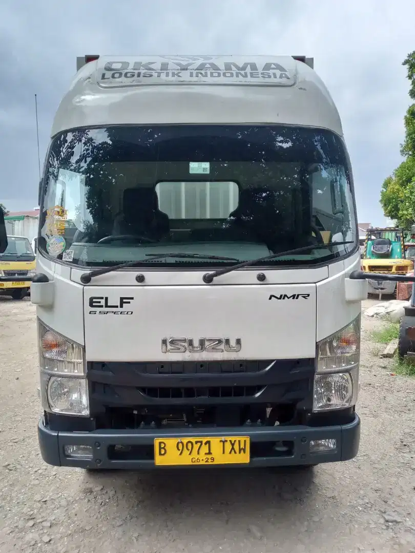 ISUZU ELF NMR81L 2024 DOUBLE 6RODA BOX BESI ISTIMEWA GRESS SPST BARU