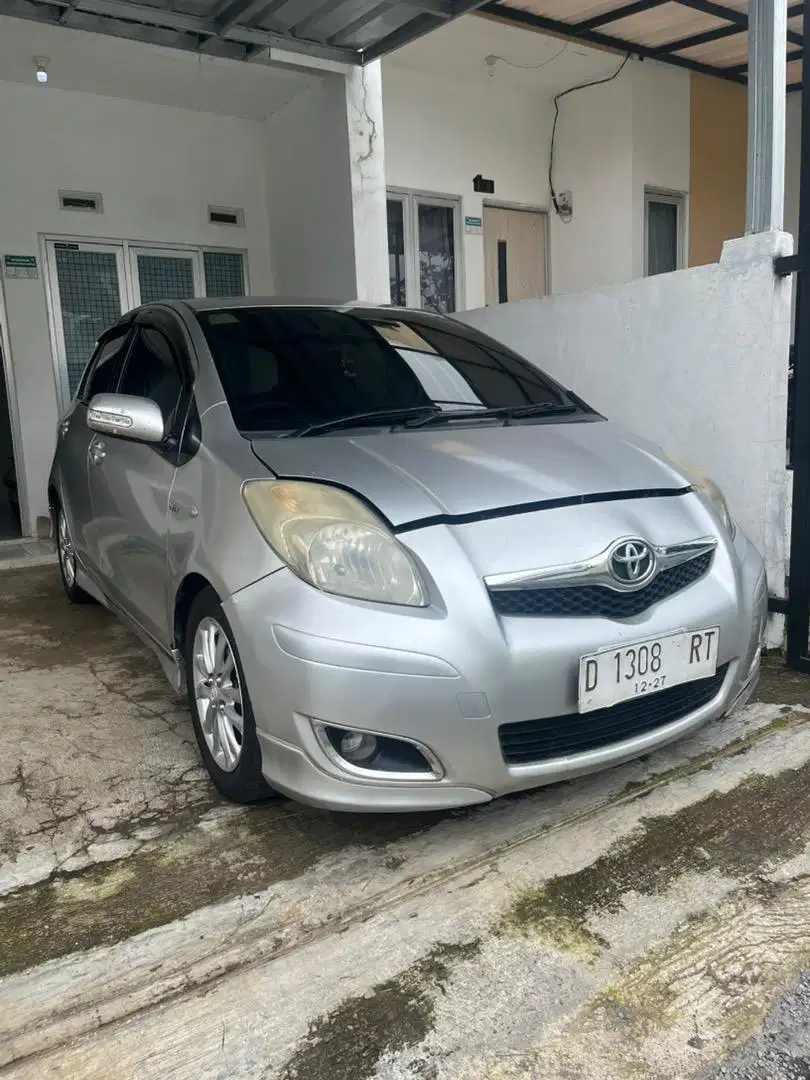 Yaris Type  E 2010