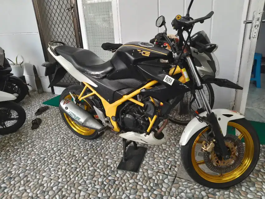 CB150R 2013 jarang pakai