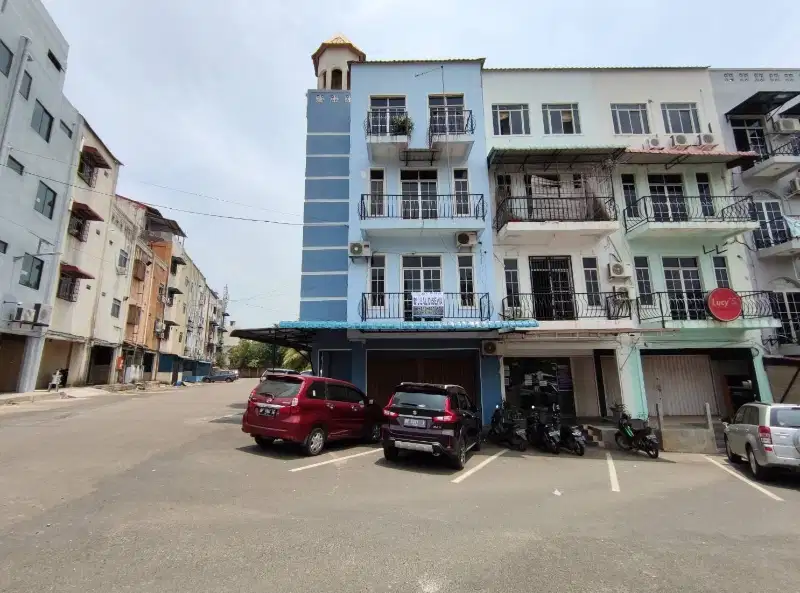 Dijual Ruko Hook 4 Lantai di Palm Spring, Batam Center