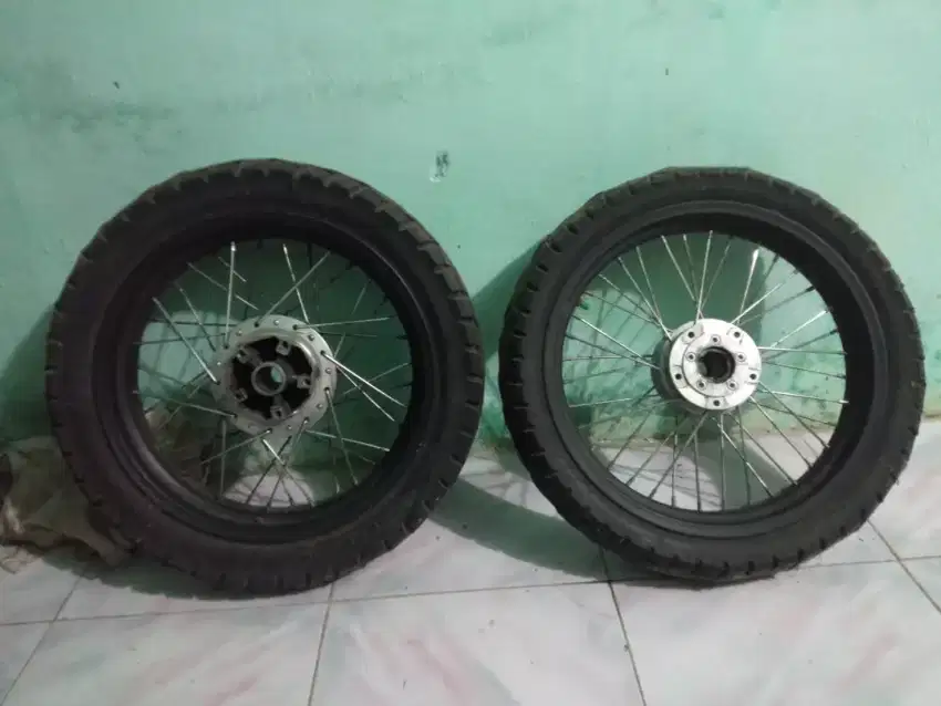 Velg Vixion 2016 + Ban