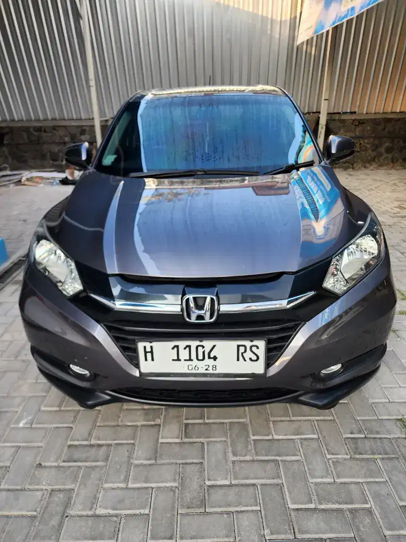 HRV E 2018 Seperti Baru