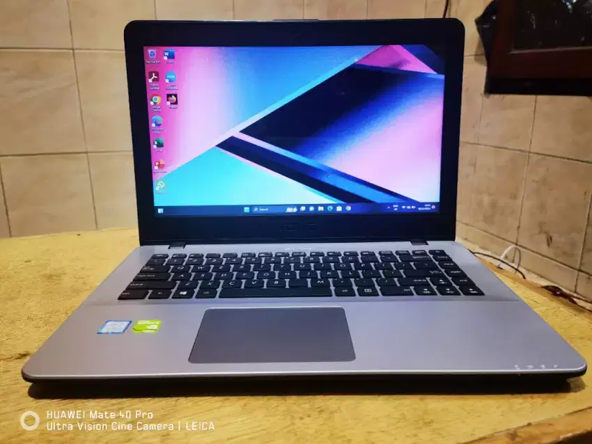 Laptop Asus VivoBook A442U core i5-8500U RAM 8 GB SSD 256