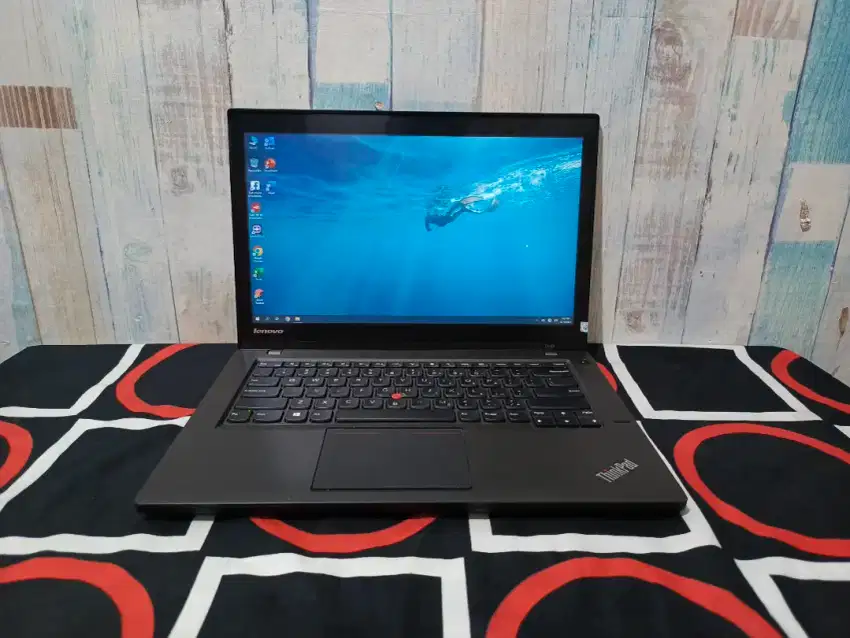 Lenovo THINKPAD t440 i5 touchscreen ram 8 ssd 256 Gb