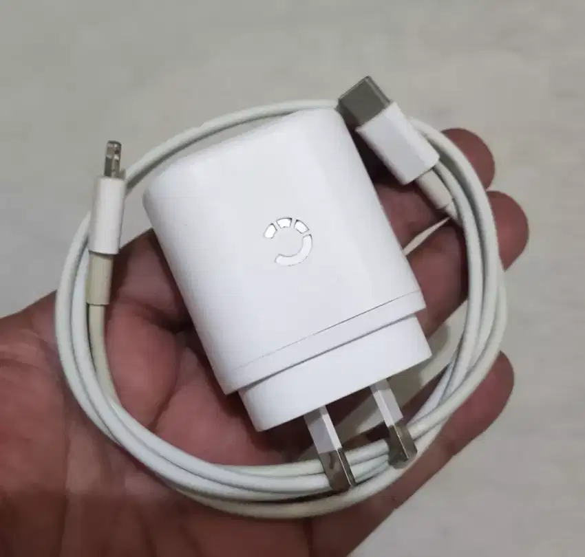 Charger ORI buat iphone XR/11/12/13 MFI fast 20W siap pake