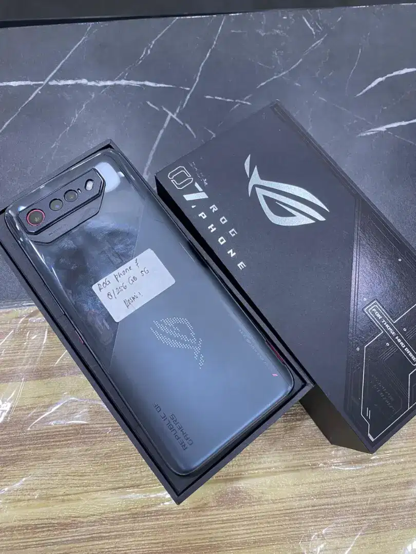 Asus Rog Phone 7 8/256gb 5G resmi batangan