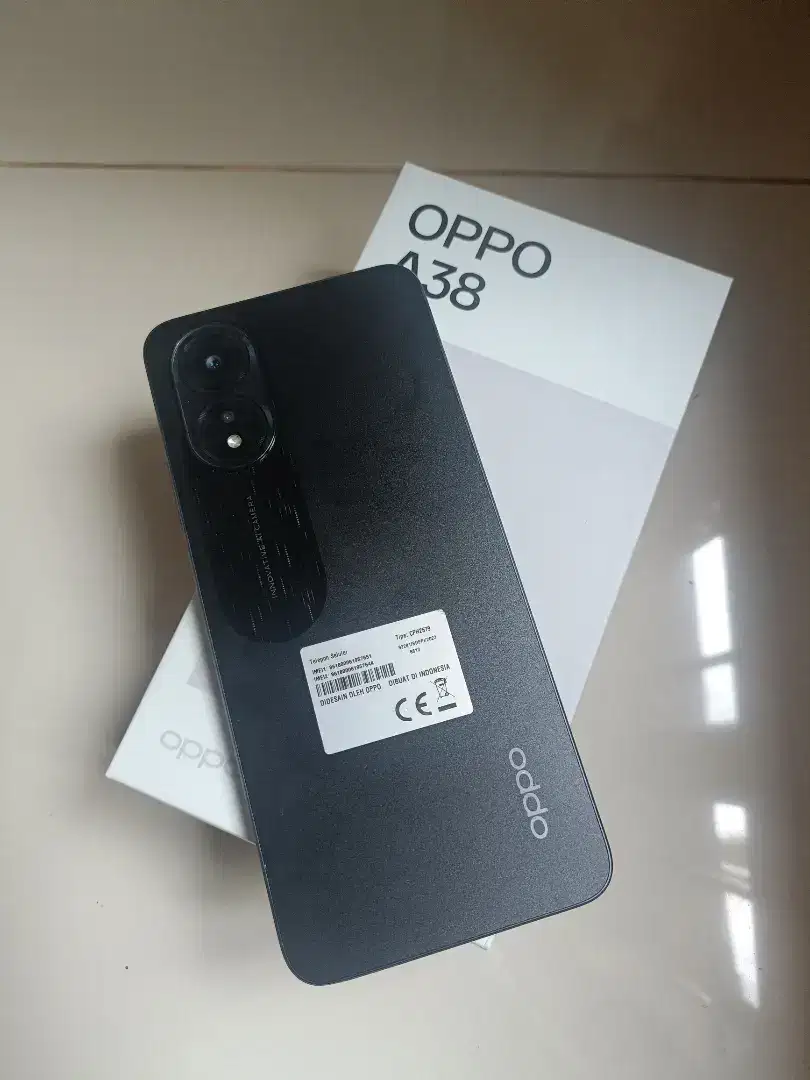 DIJUAL OPPO A38 LIKE NEW