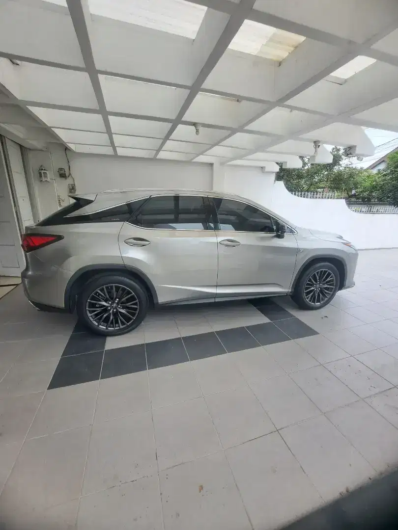 Dijual lexus RX 300 sport th 2019