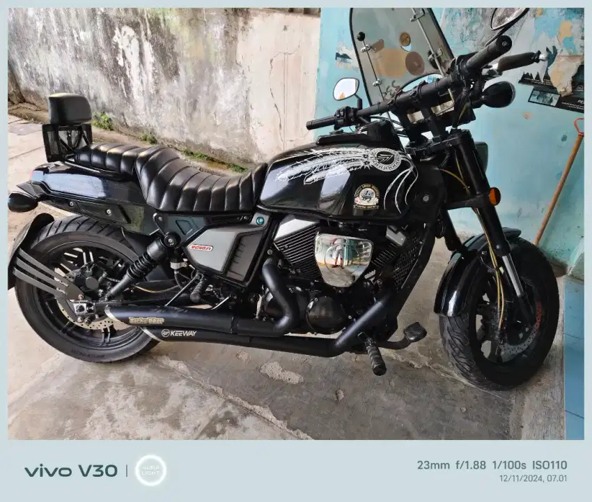 Benelli Keeway V250Fi