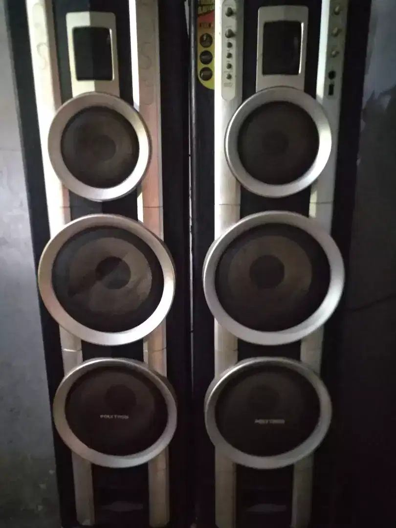 Speaker aktif Polytron