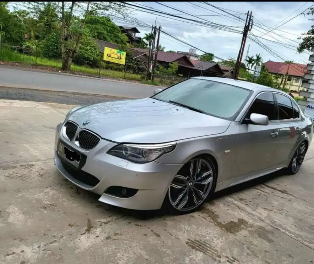 Dijual Bmw 523i