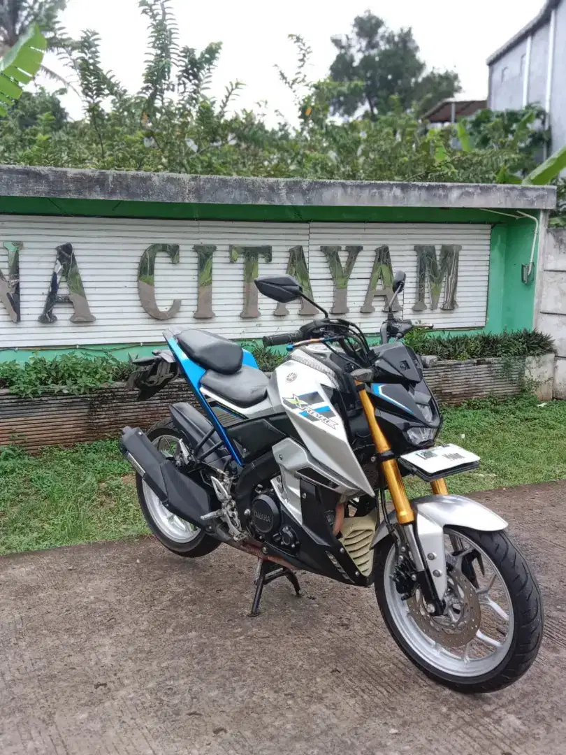 92% : FOR SALE YAMAHA XABRE 150cc 2016 PAJAK ON B BEKASI