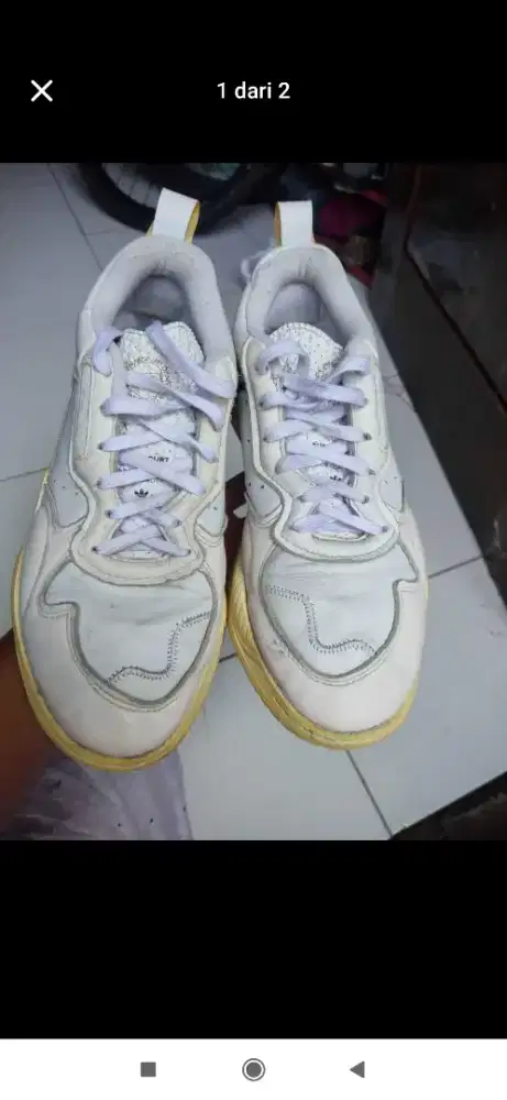 Sepatu Adidas 41 bahan kulit untuk pria