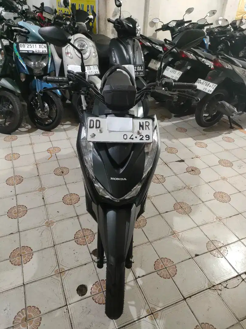 Honda beat street 2024 hitam