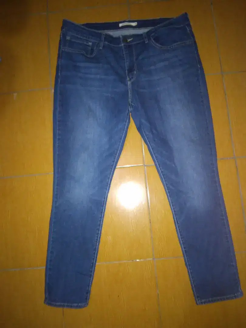 Jual celana levis