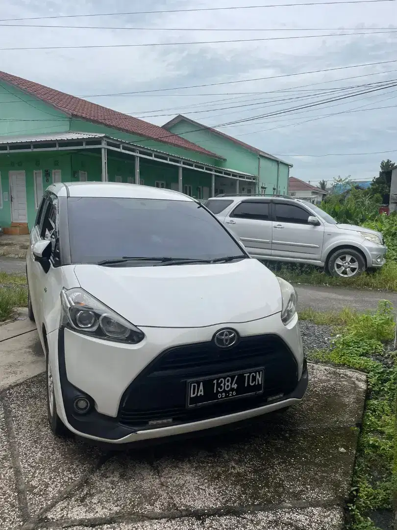 Jual cepat Toyota Sienta 2016