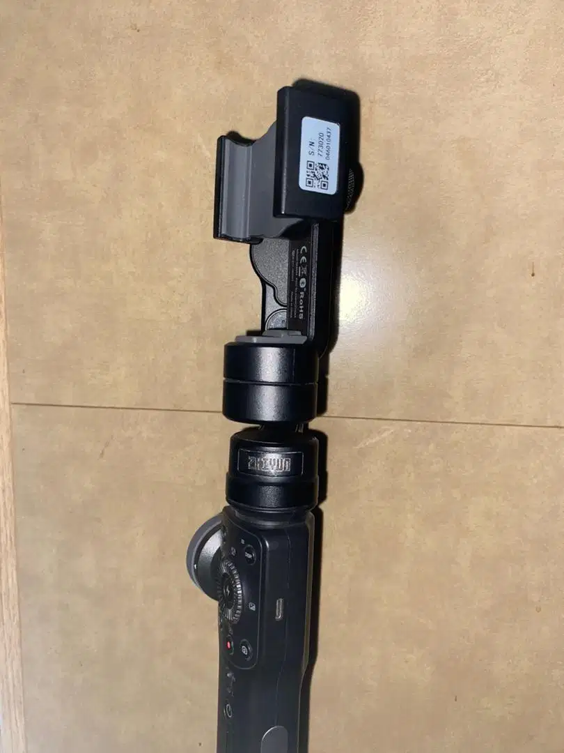 Zhiyun smooth 4