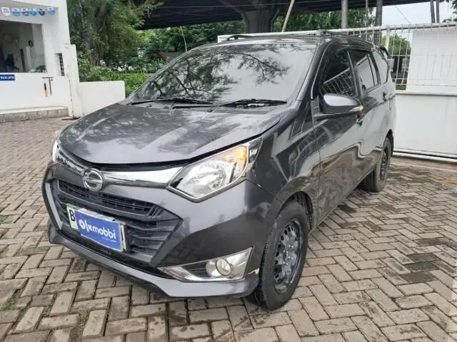 Daihatsu Sigra 1.2 R Bensin-MT 2018 Abu-Abu ERH