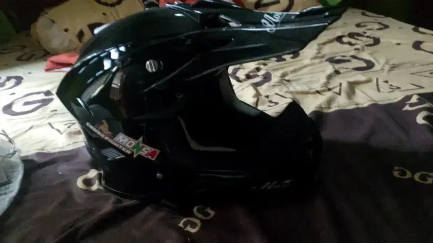 Dijual helm baru