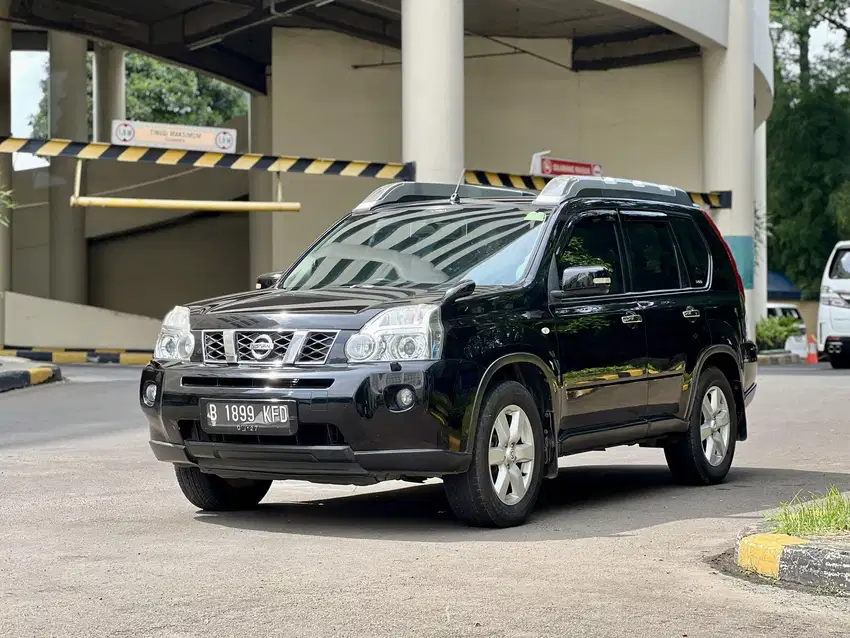 NISSAN XTRAIL XT AT 2011