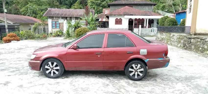 Sedan Soluna 2001 manual, mesin mantap, bahan bakar hemat